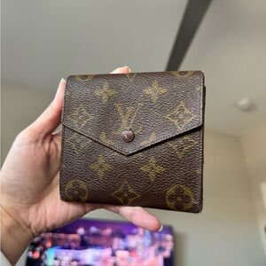 Louis Vuitton Monogram Zoe Wallet with COA